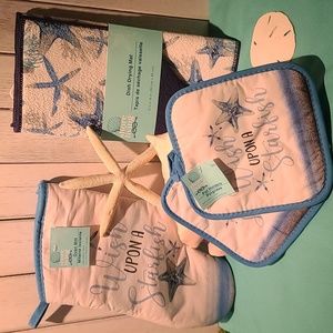 BEACHY Kitchen Drainer Towel, Pot Holder, Oven Mitt set NWT Starfish theme